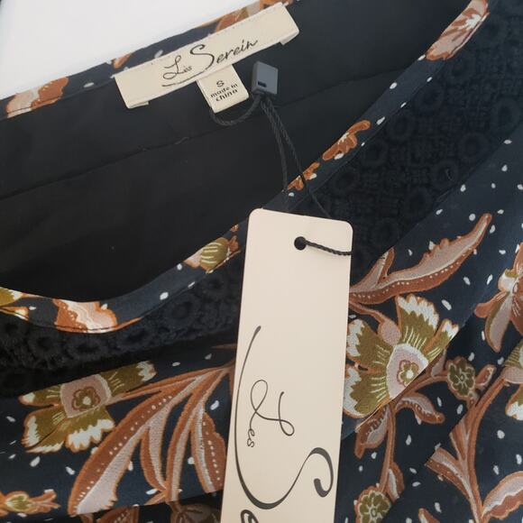 NEW!! Les Serein Women Size S BOHO Floral Peasant 3/4 Sleeve Blouse Top Navy - Picture 9 of 15